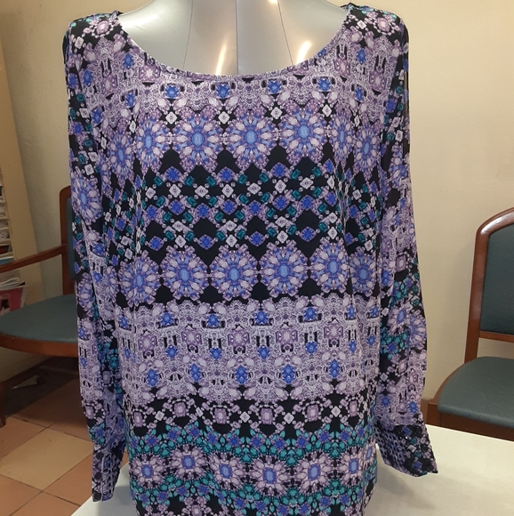 🌸 JENNIFER LOPEZ Purple and Blue Patterned Blouse - Picture 6 of 13